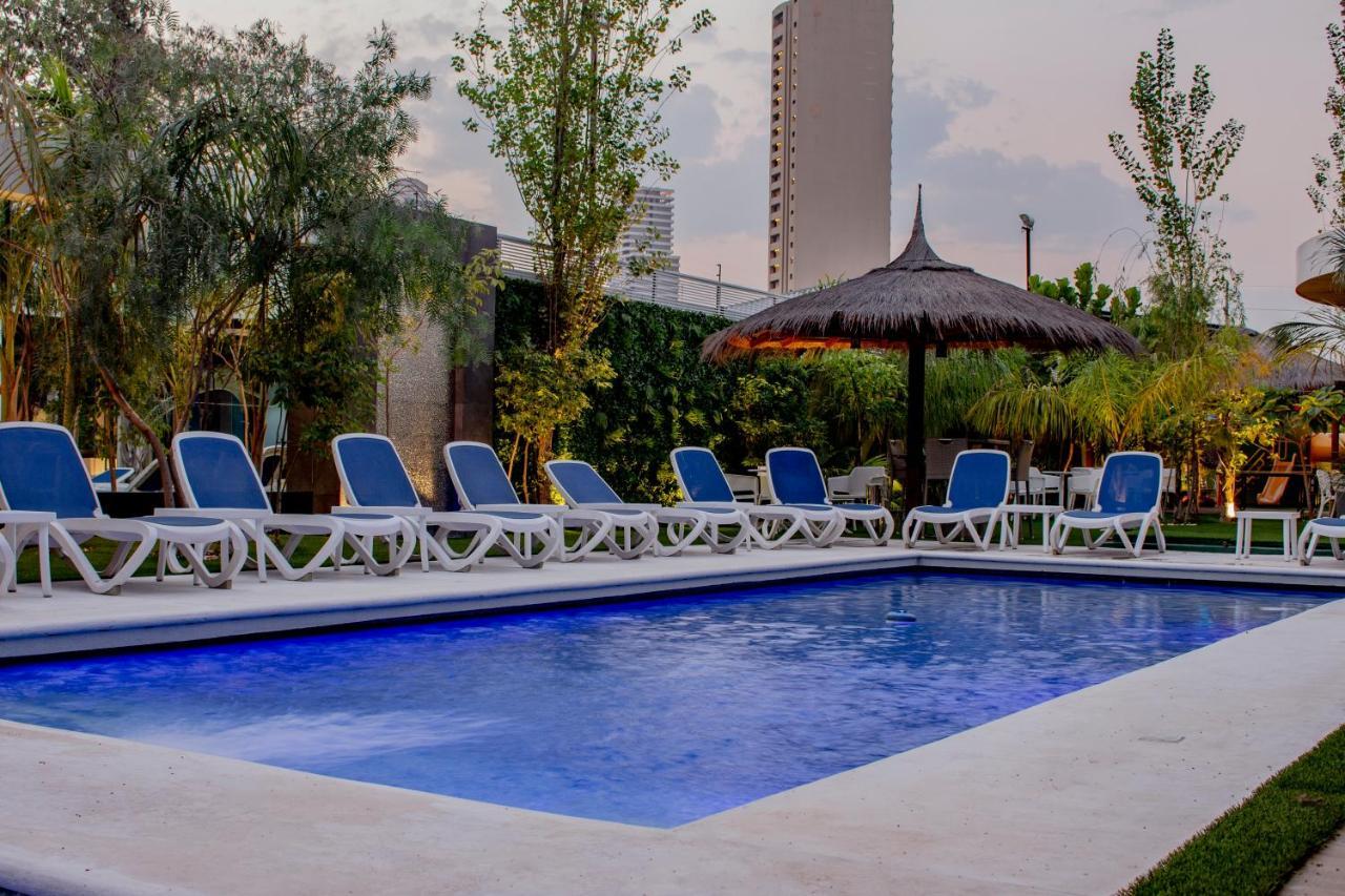 Hotel Los Alpes Cipreses Asuncion Exteriör bild