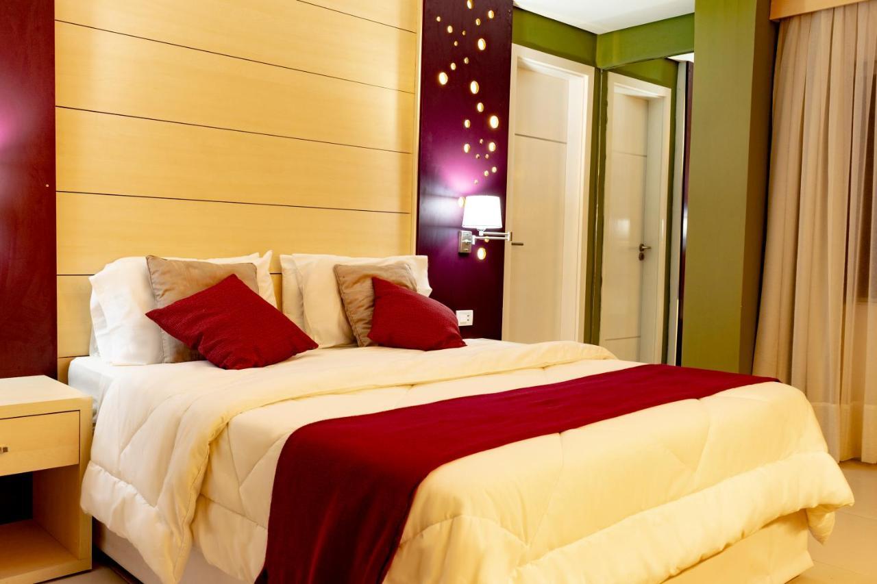 Hotel Los Alpes Cipreses Asuncion Exteriör bild